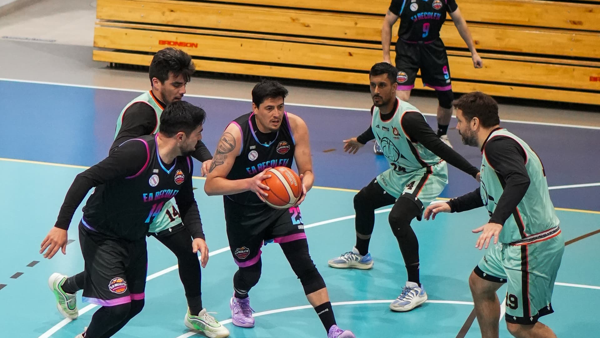 Sigue el Instagram de la Liga Metropolitana Olymphus